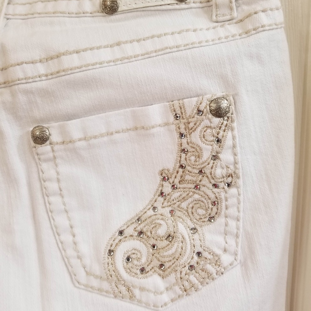NWT White Jeans